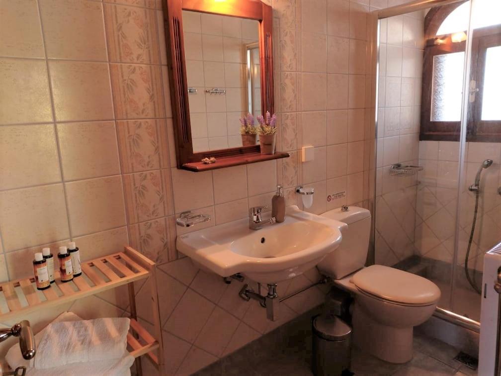 Liogerma Apartments Tsoukaladhes Bagian luar foto